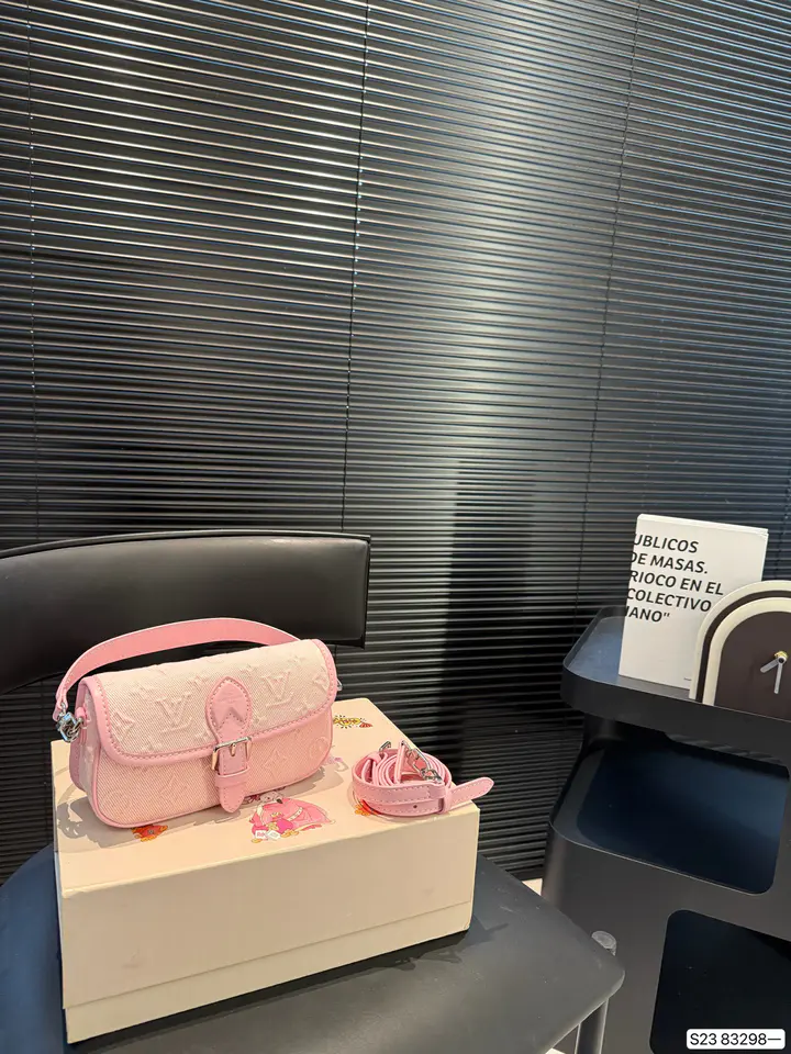 Mini Louis Vuitton Baguette Bag – Inspired by Vintage Sologne