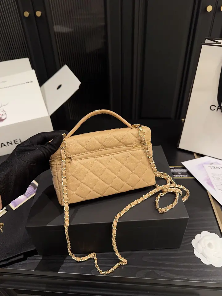 Chanel 25C LP Box Bag – Caramel