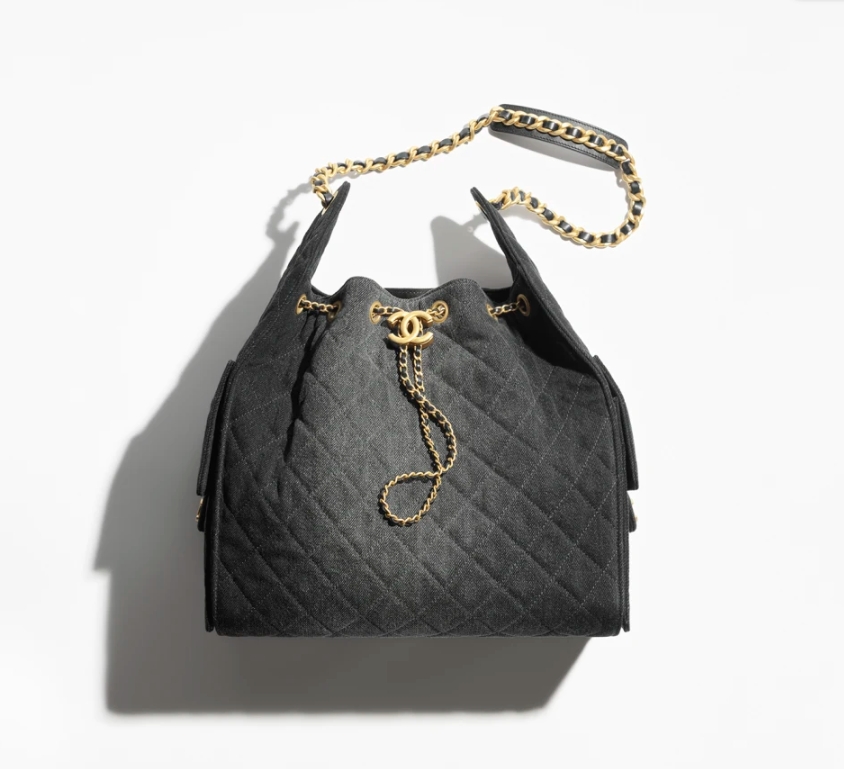 CHANEL 25 Medium Handbag Washed Denim Black