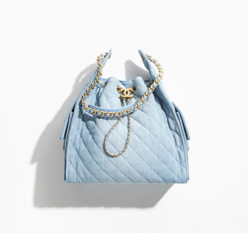 CHANEL 25 Medium Handbag Washed Denim Blue