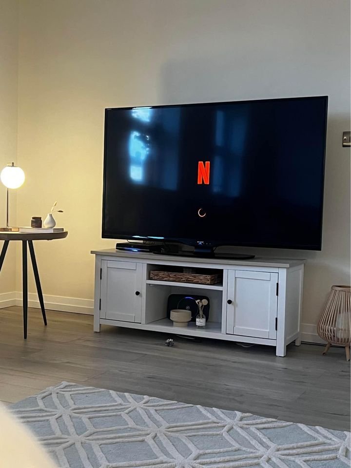 SHARP TV 65 Inch