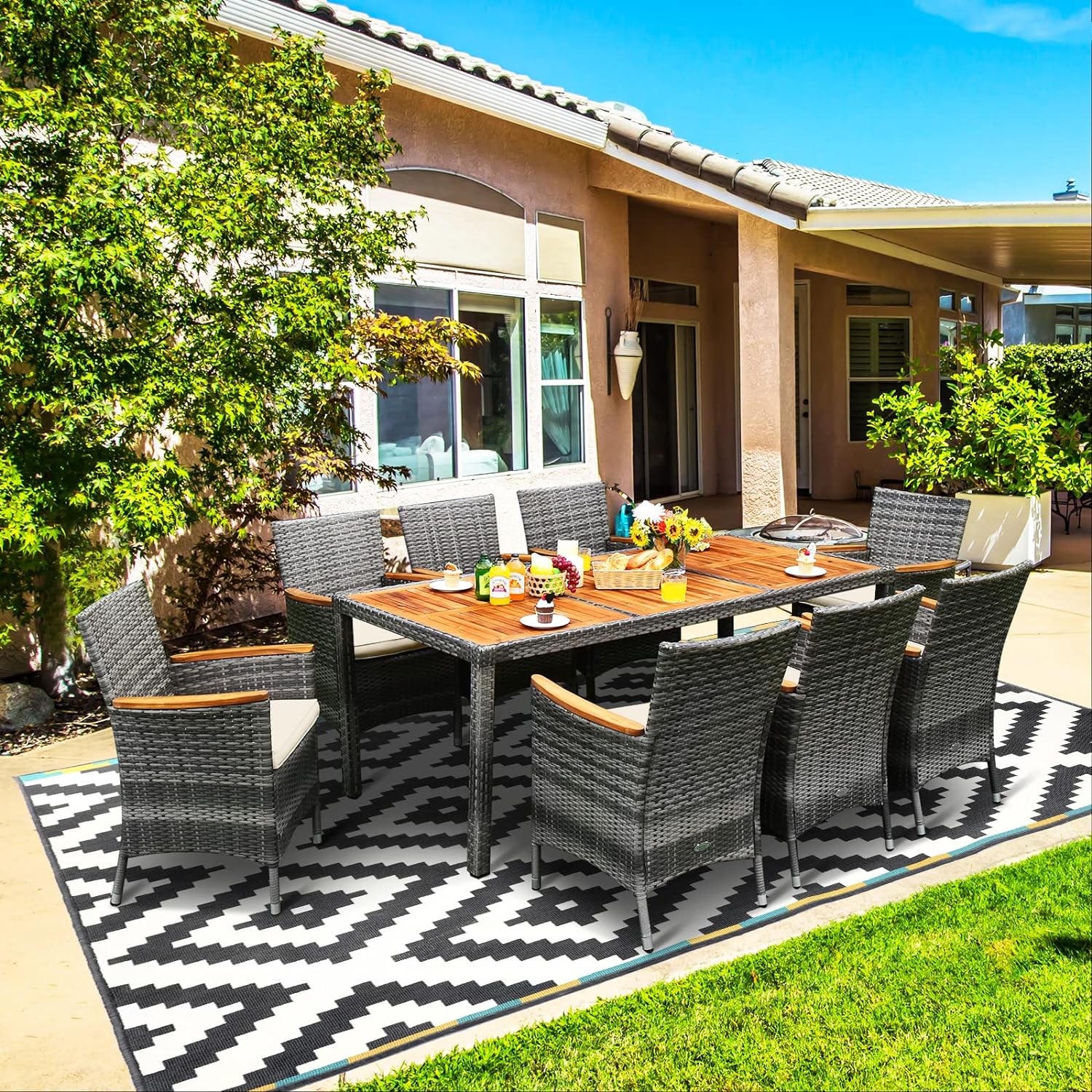 Gotland 10-Piece Indoor/Outdoor Dining Table Set, Garden Patio Rattan Set with Tempered Glass/Brown Wood Tabletop, Removable Cushions and Parasol Opening for Patio, Backyard, 8 Chairs - Brown 《NO8》