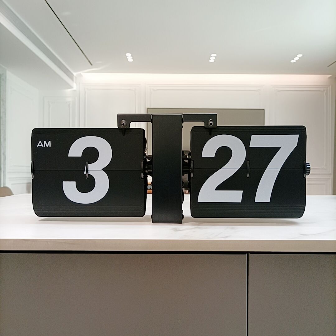 Antique Mechanical Automatic Page Turning Clock Living Room Large Wall Clock