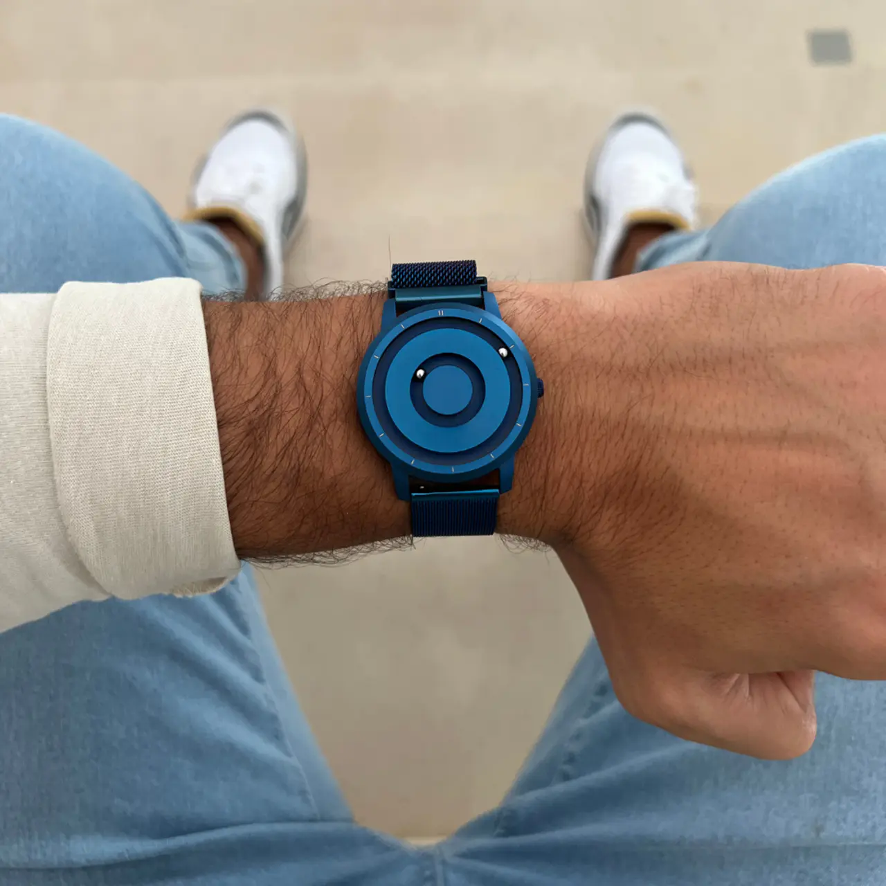 Jupiter Blue mesh magnetic blue