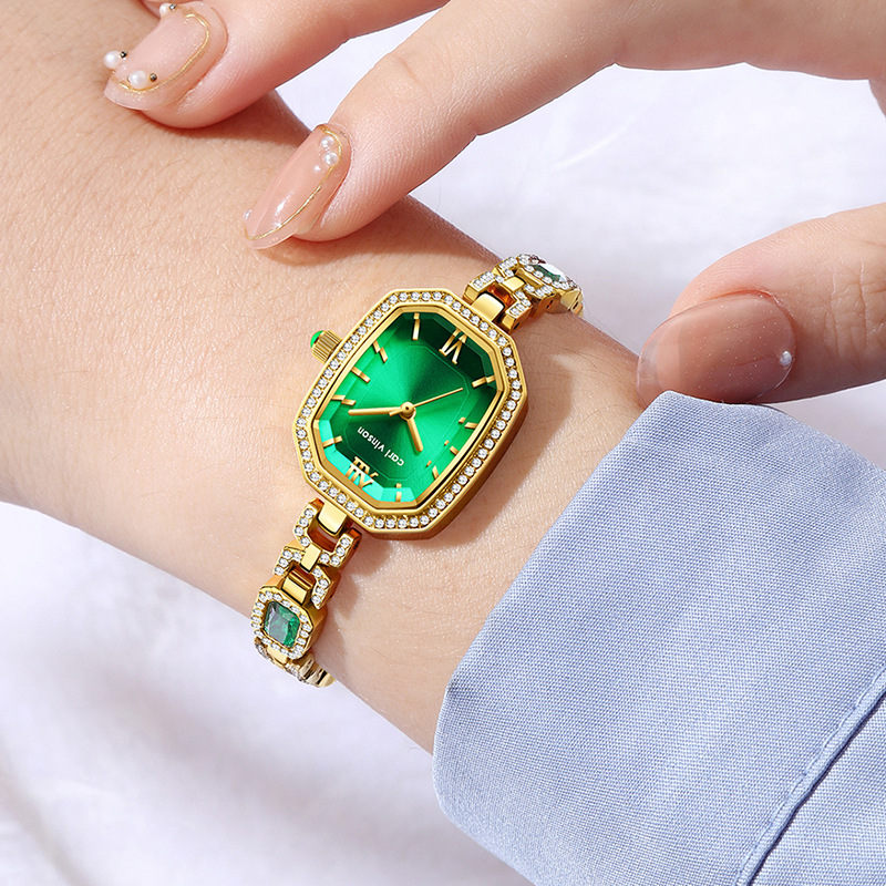 Women's diamond quartz watch
