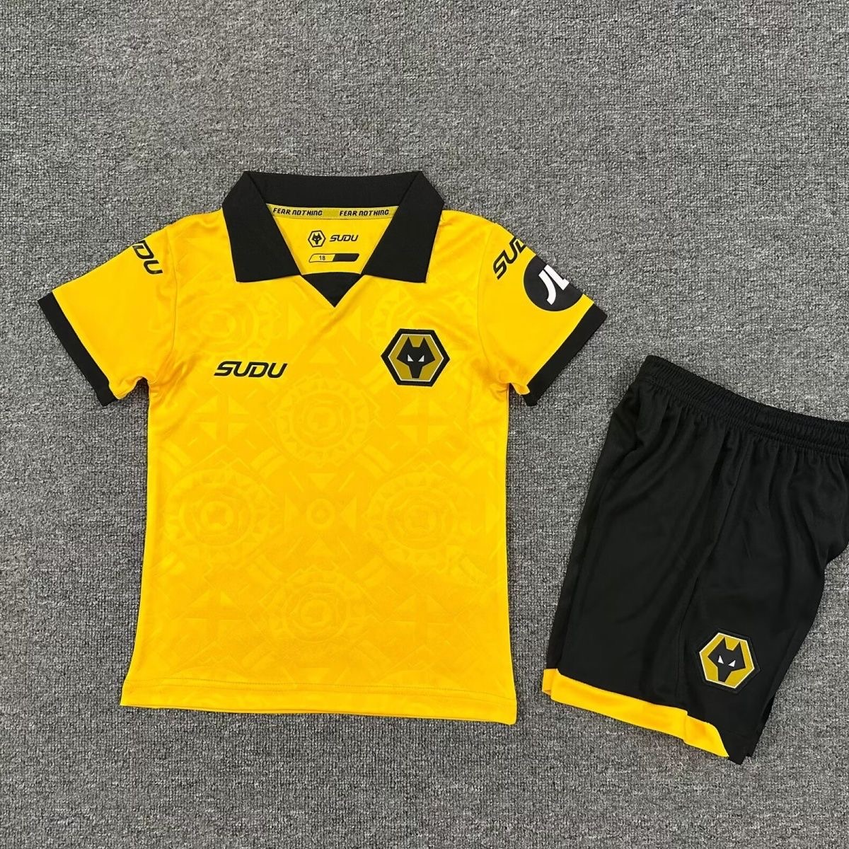 复制2025/2026 Wolverhampton HomeFootball Shirt Kids Size 1:1 Thai Quality