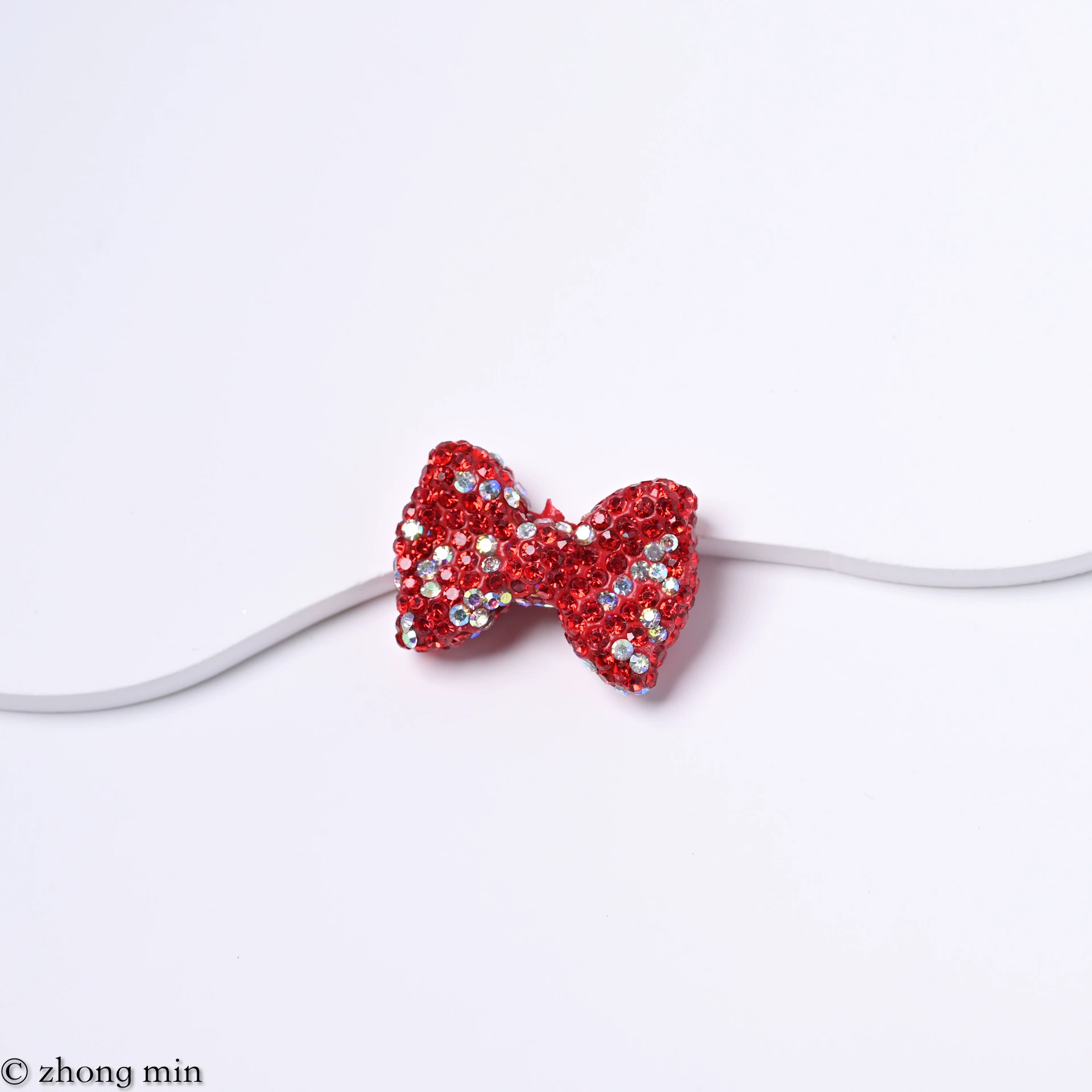 MID-Sparkling Rhinestone Bows 30MM*22MM