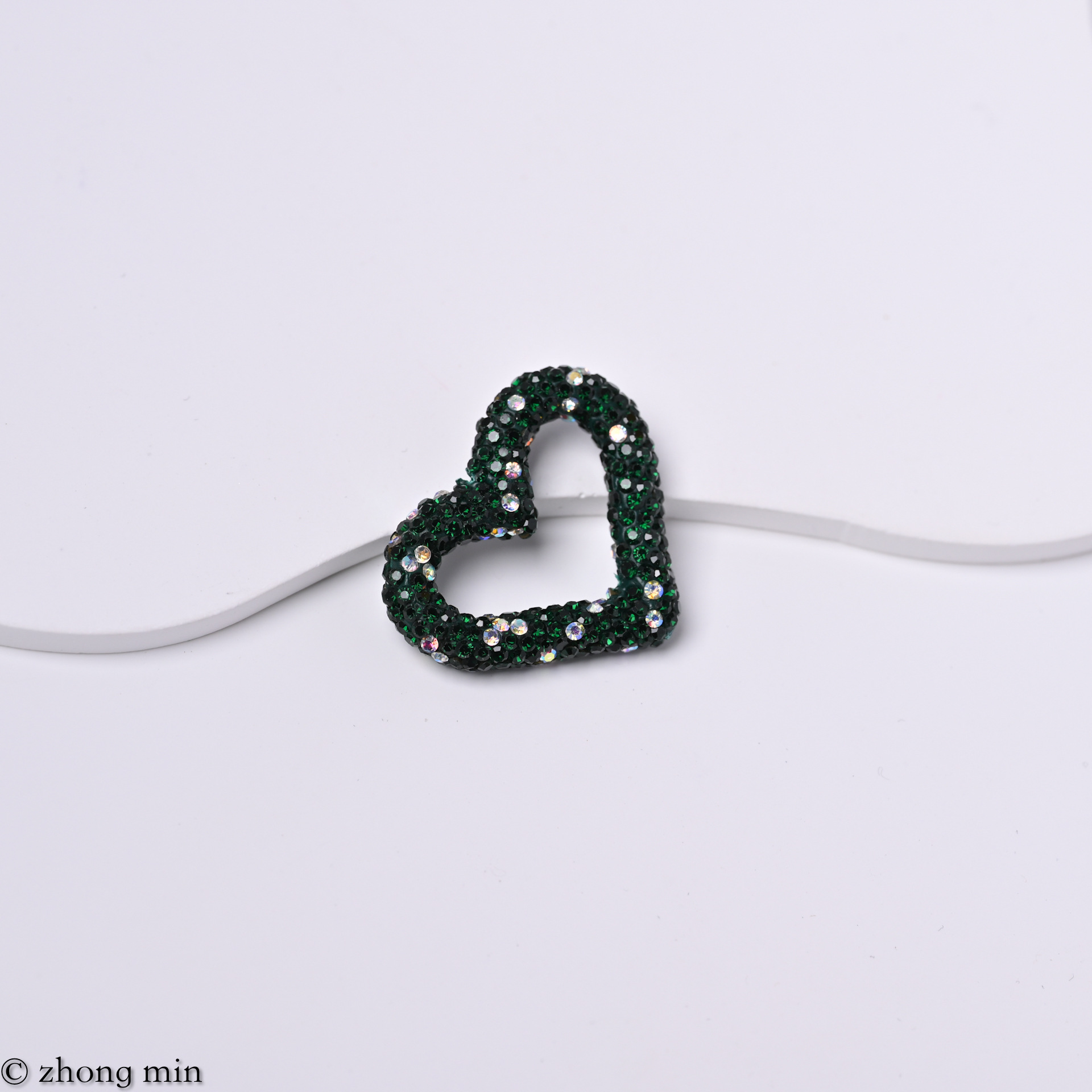 Love with diamonds 32MM*28MM