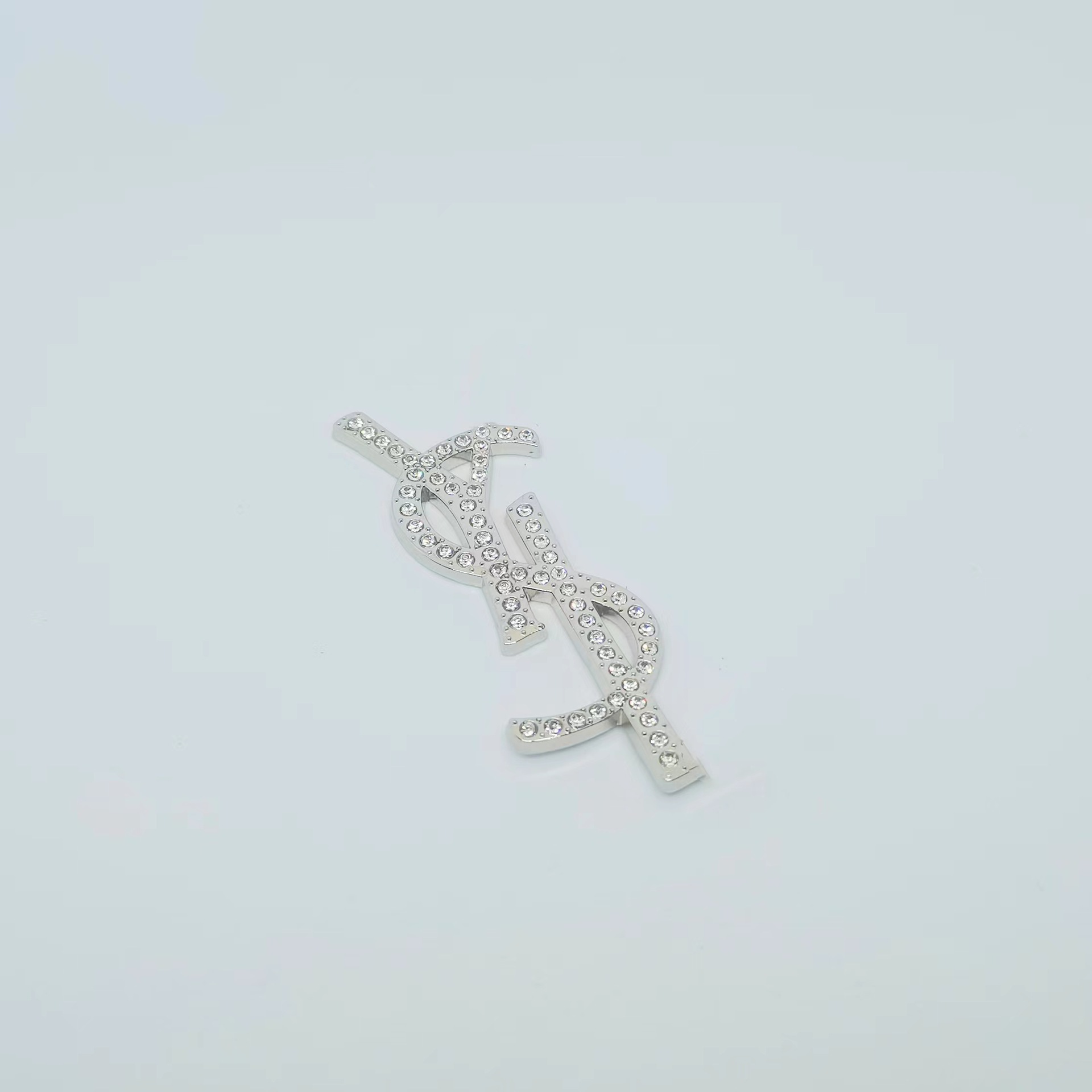 Y-signage With Diamonds 74MM*38MM