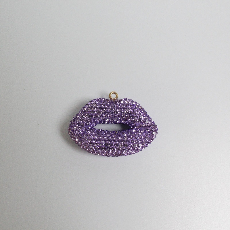 Lip With Diamonds 50MM*35MM