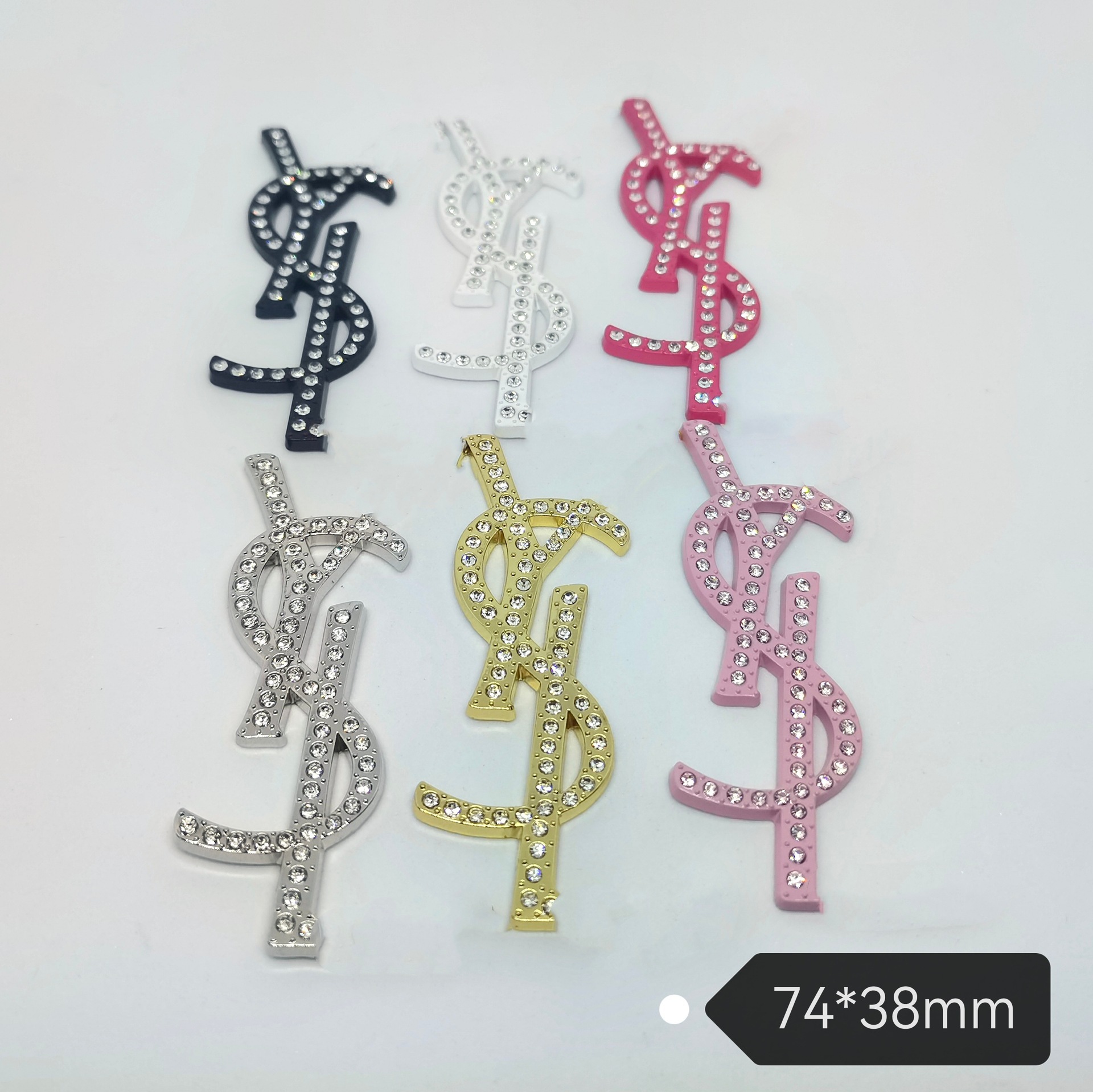 Y-signage With Diamonds 74MM*38MM