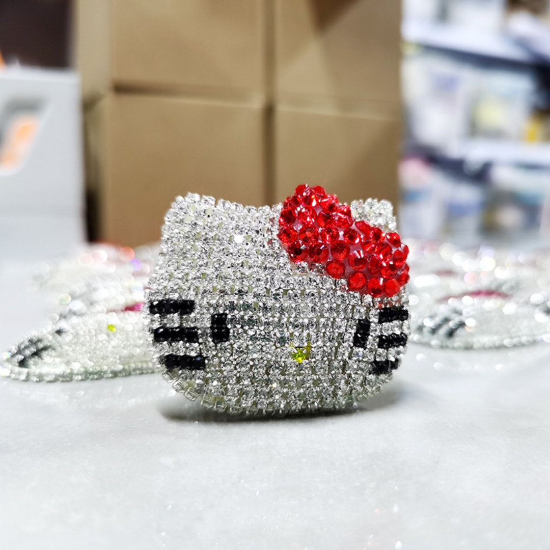 HK With Diamond 45MM*38MM