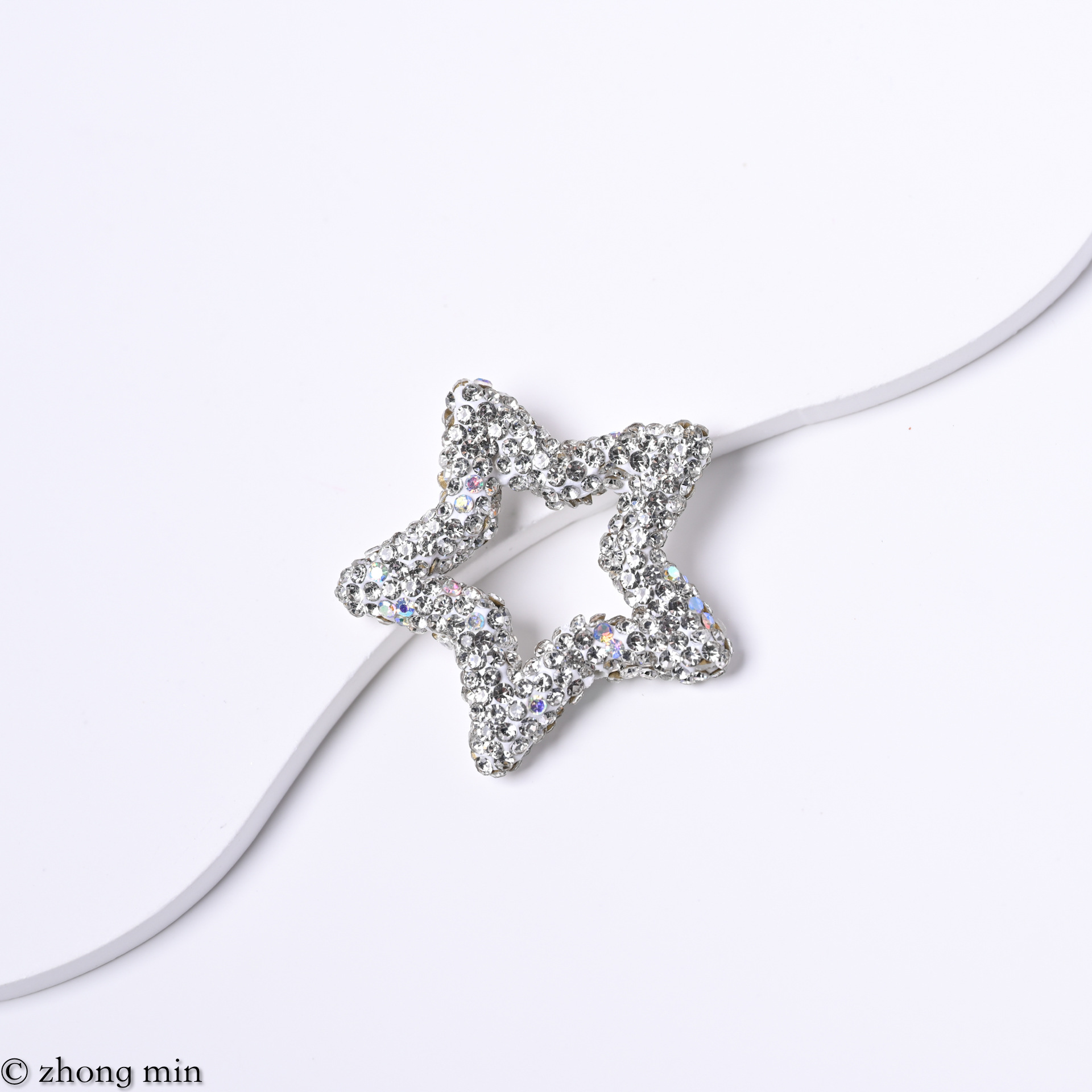 Triangular with diamonds 35MM*35MM