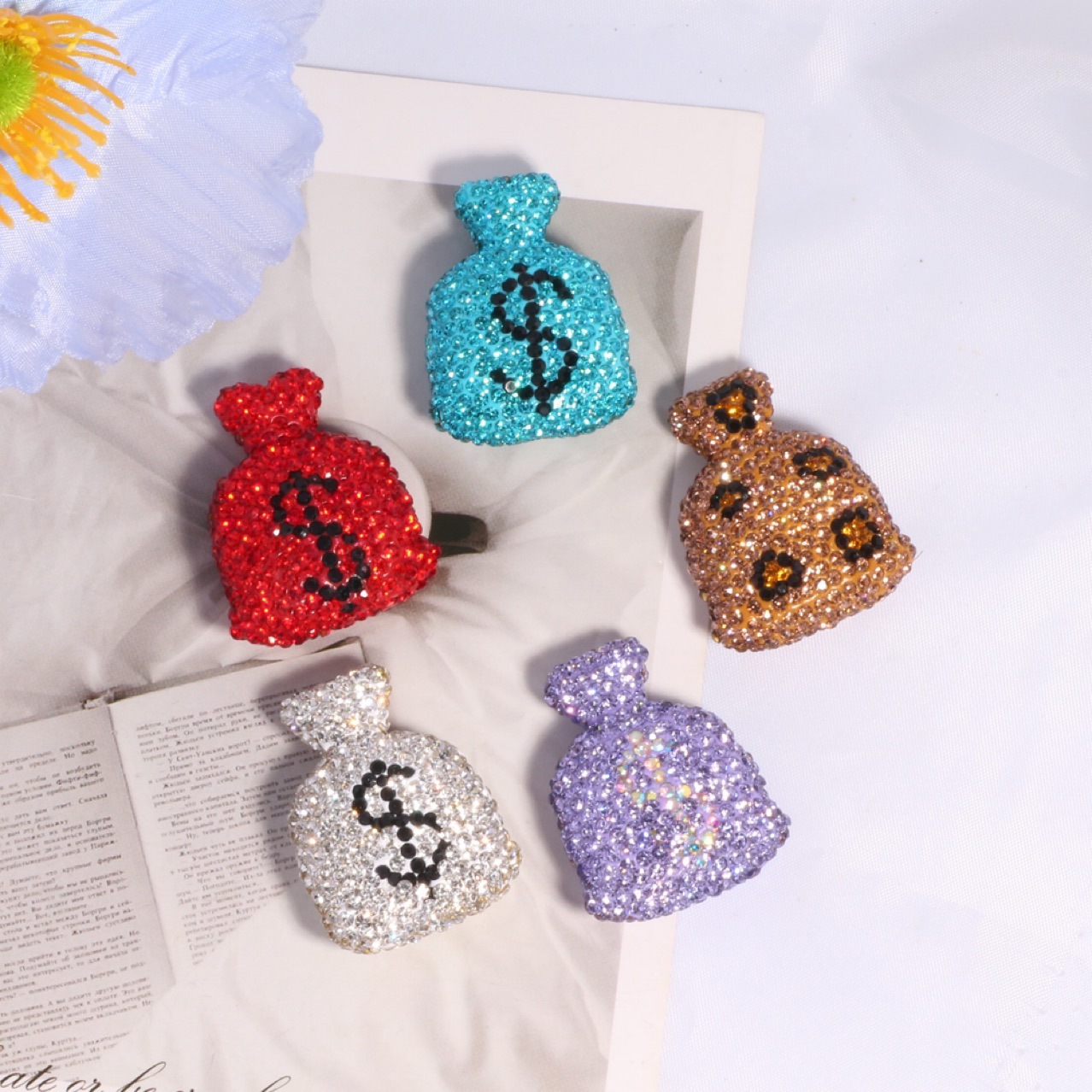 Dollar Sign With Diamonds 32MM*24MM