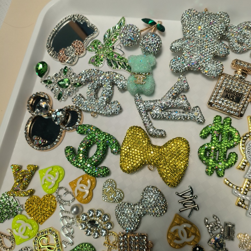 50-100PCS MIX Silver-Green-Gold LUX CHARMS