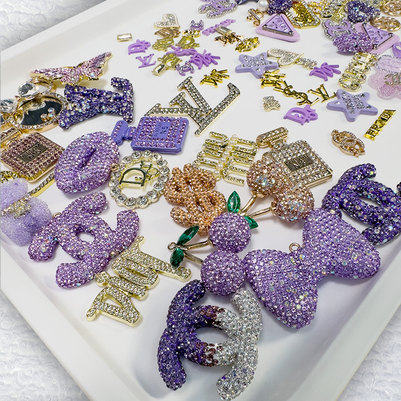 50-100PCS MIX Pueple-Gold LUX CHARMS