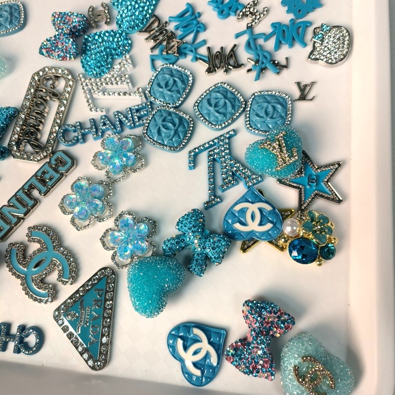 50-100PCS MIX Silver-Blue LUX CHARMS