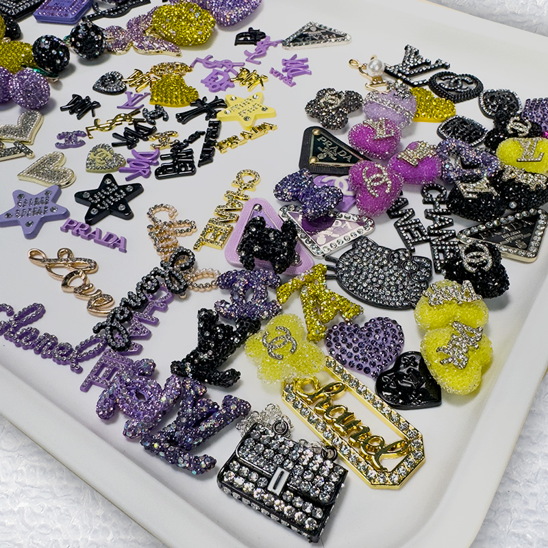 50-100PCS MIX Purple-Gold-Black LUX CHARMS