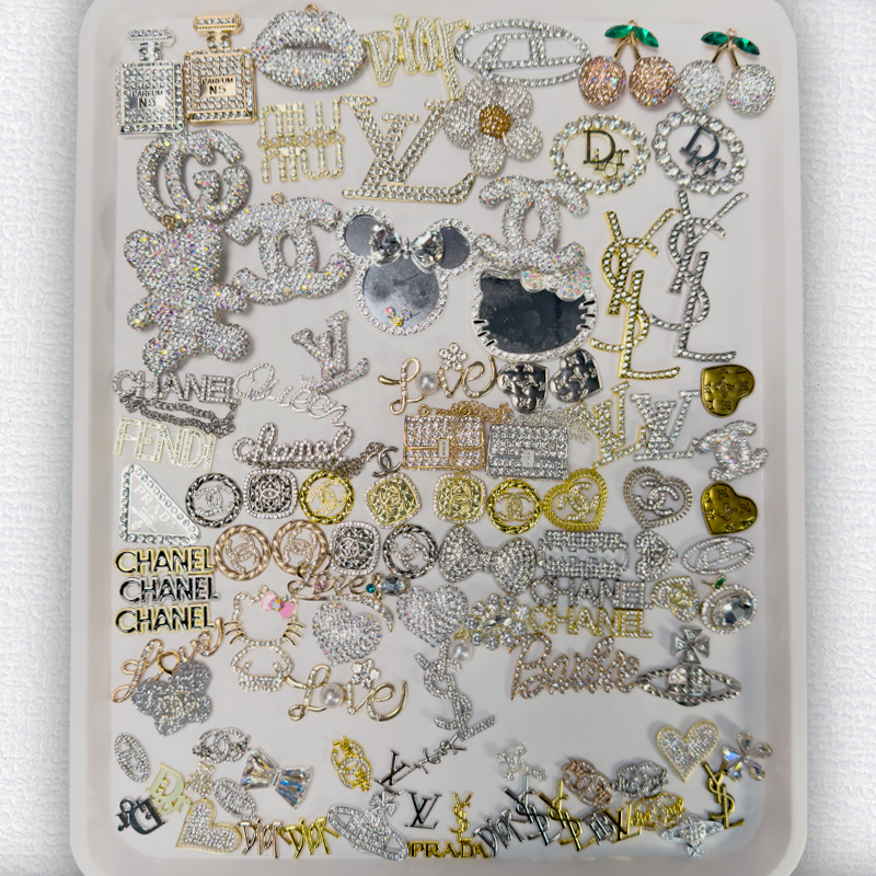 50-100PCS MIX Gold-Silver LUX CHARMS