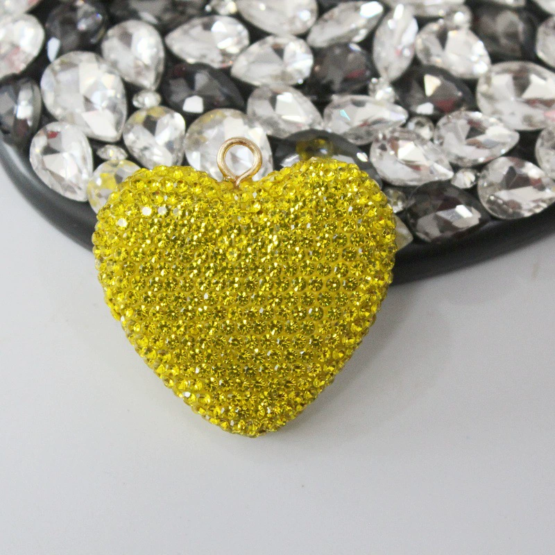 Love-shaped with diamonds 50MM*42MM