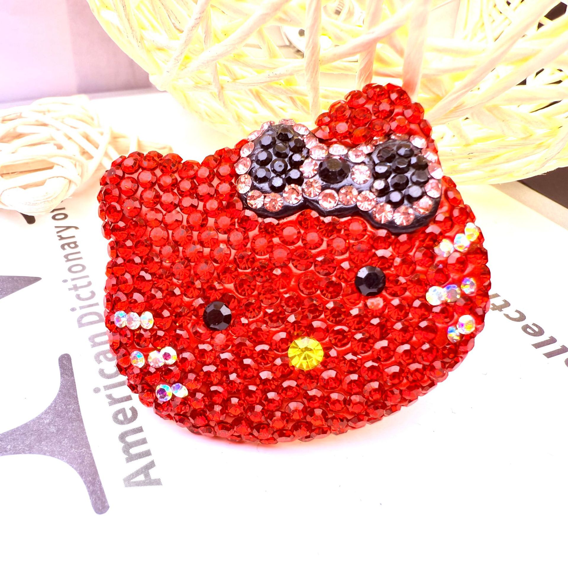 Kitty Head with Rhinestones 60MM*60MM