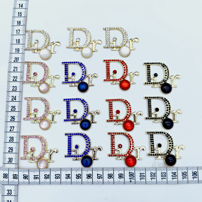 D-With Diamond and Bead 40MM*35MM