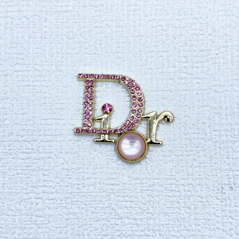 D-With Diamond and Bead 40MM*35MM