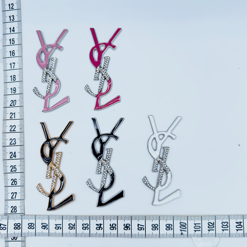 Y-signage With Diamonds 65MM*23MM