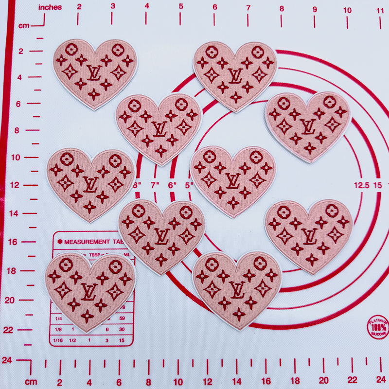 L- Light Pink Love Shape