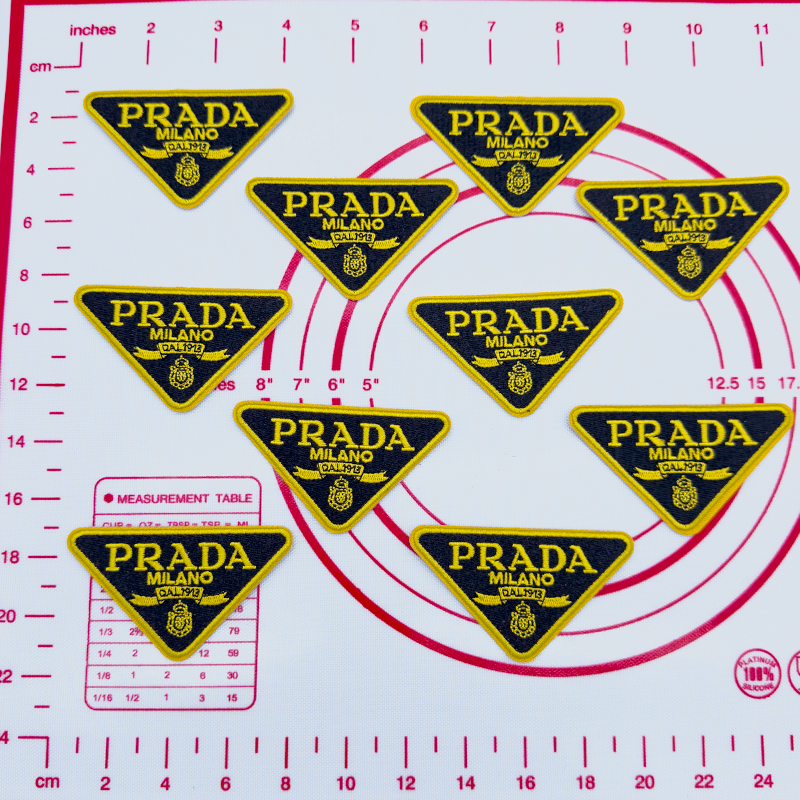P-Gold Triangle Shape Patch