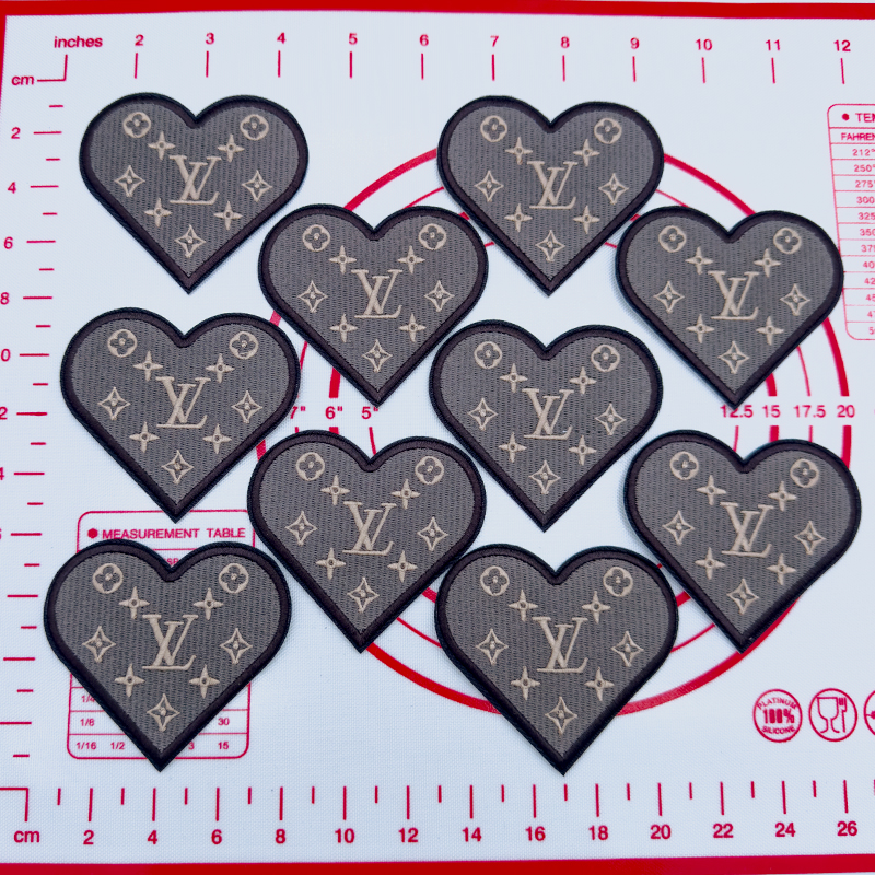 L-Gray Love Shape Patch