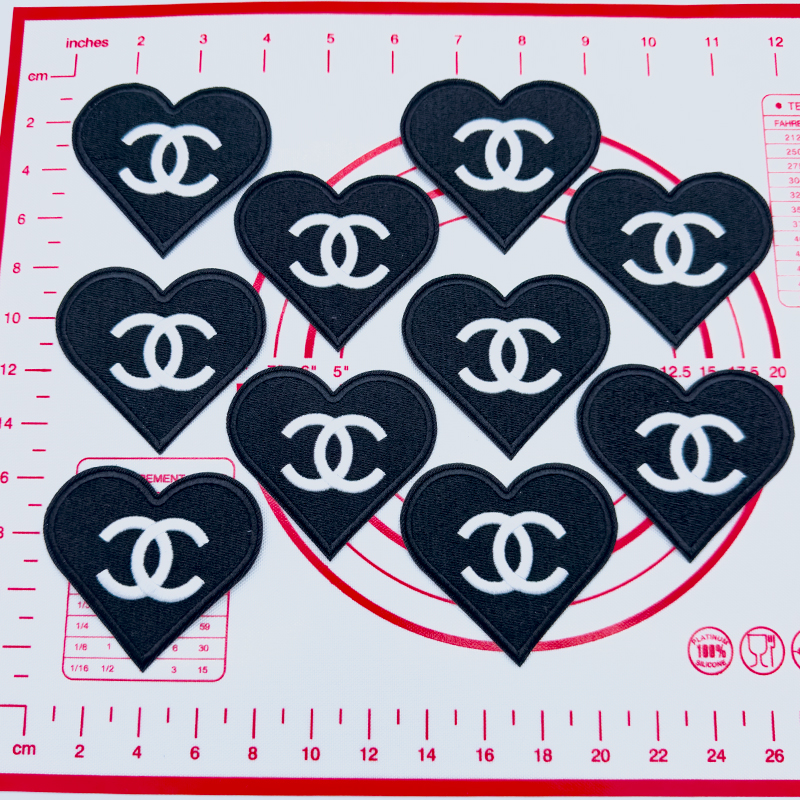 C- 2 White And Black Love Shape Patch
