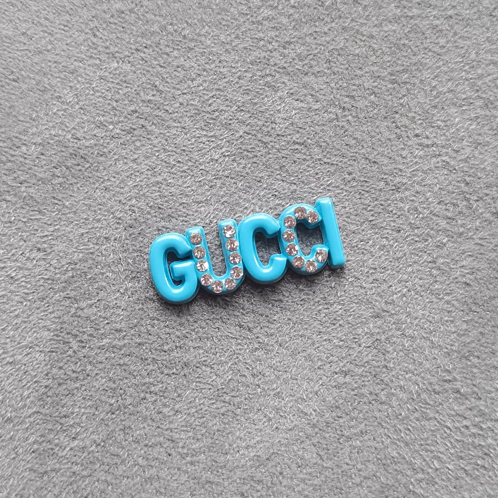 Small GG Sign with Diamonds 20MM*7MM