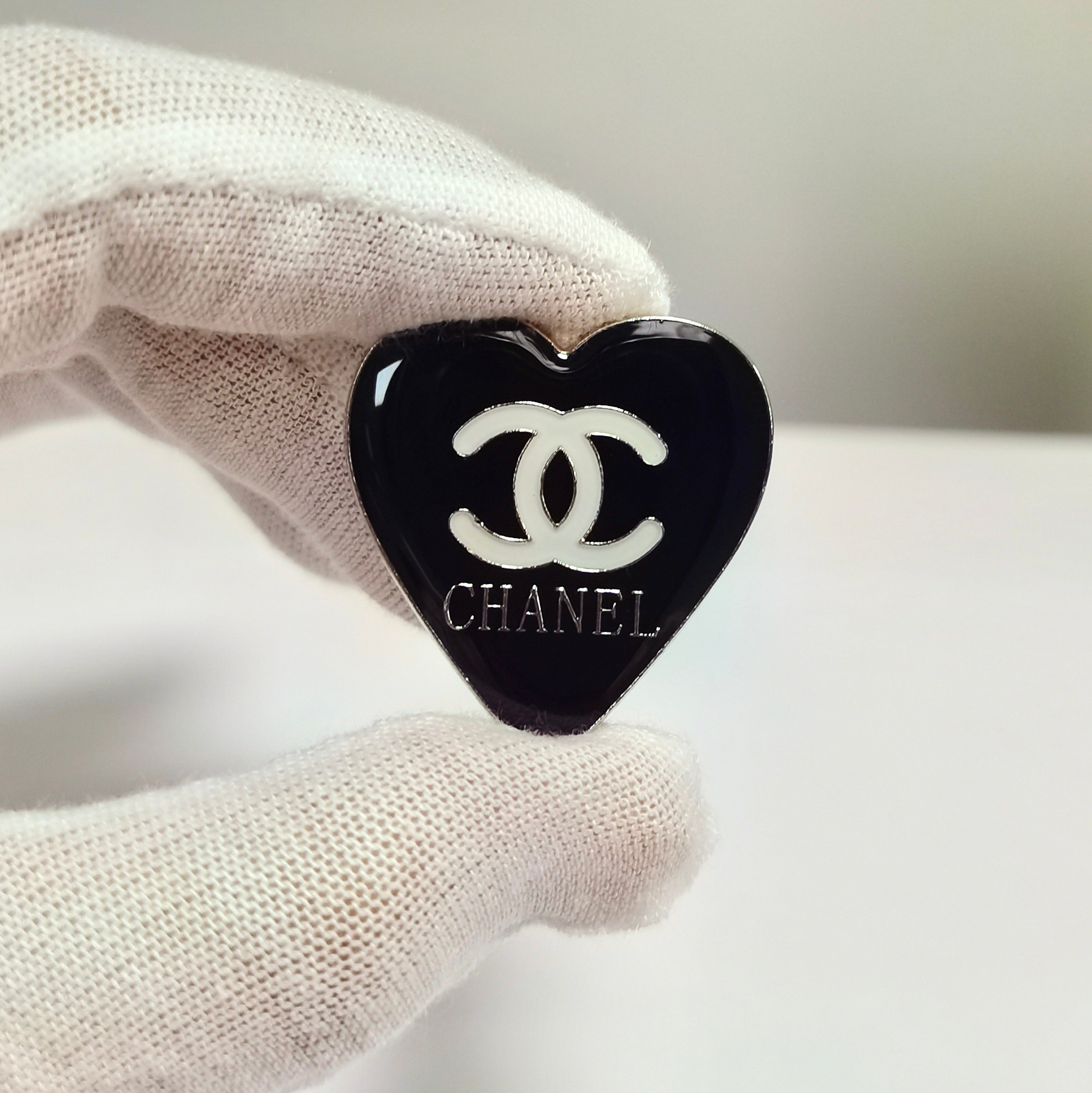 CC Metal Patch Love Shape 30MM*30MM