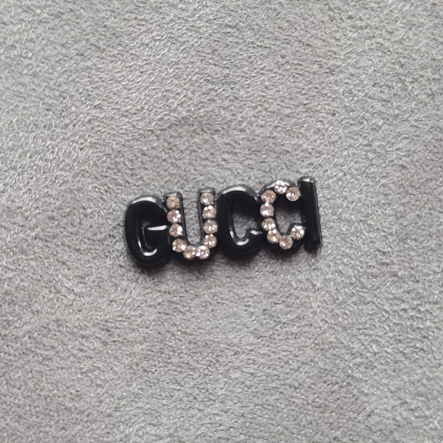 Small GG Sign with Diamonds 20MM*7MM