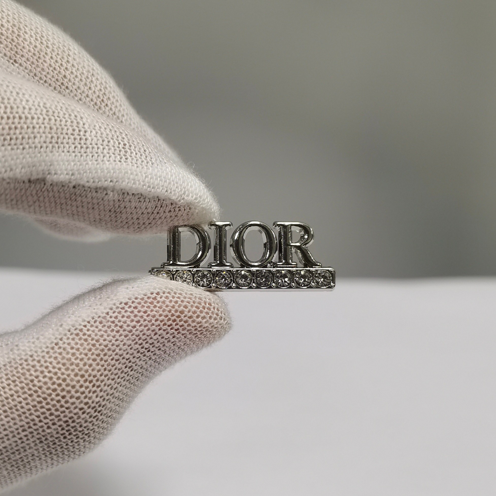 DR-Sign Square Shape With Diamonds 27MM*10MM