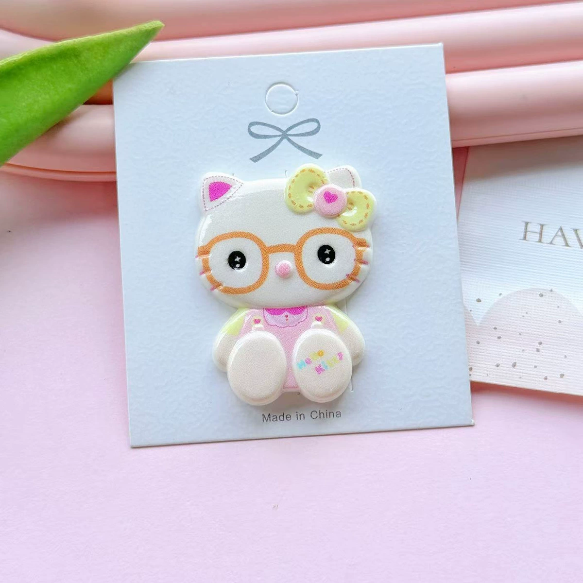 10 PCS 1 pack MIXED Hello Kitty wearing glasses 44MM*35MM