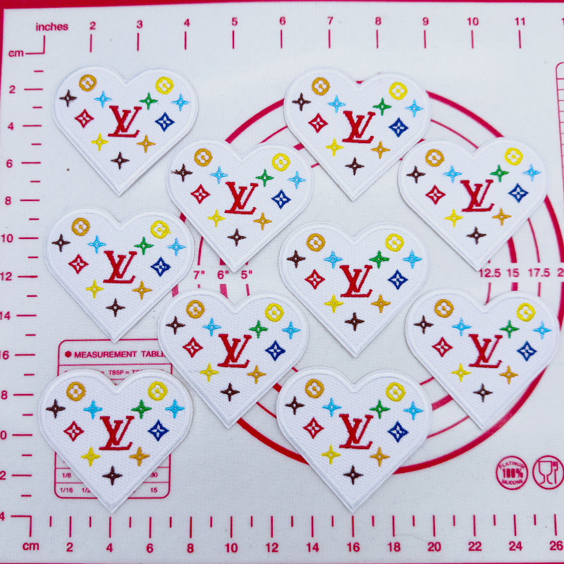 L-White Love Shape Patch