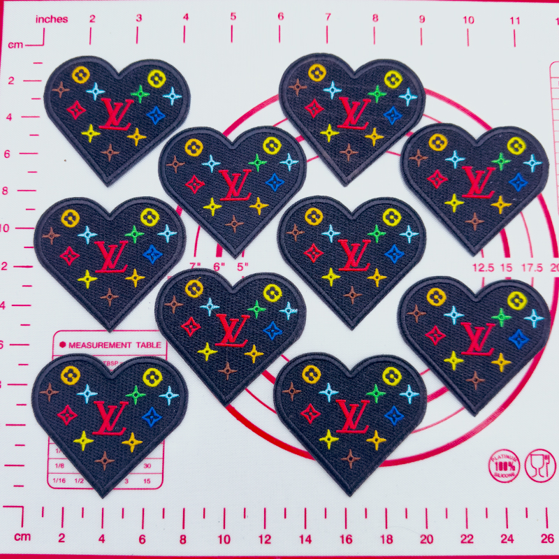 L-Black Love Shape Patch