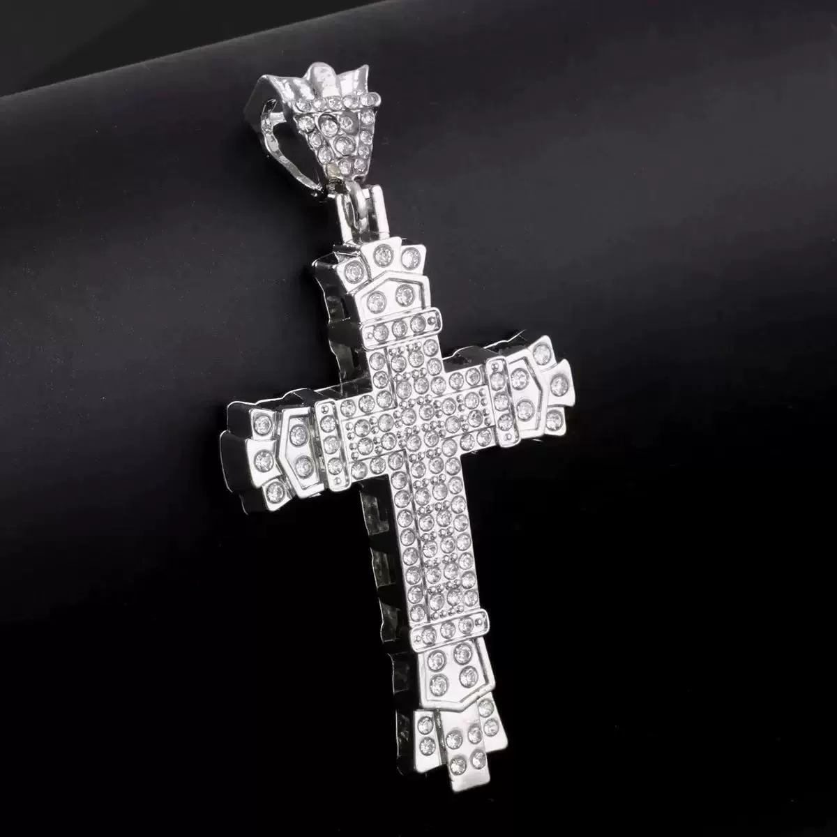 Metal cross with a ring at the top 70MM*38MM