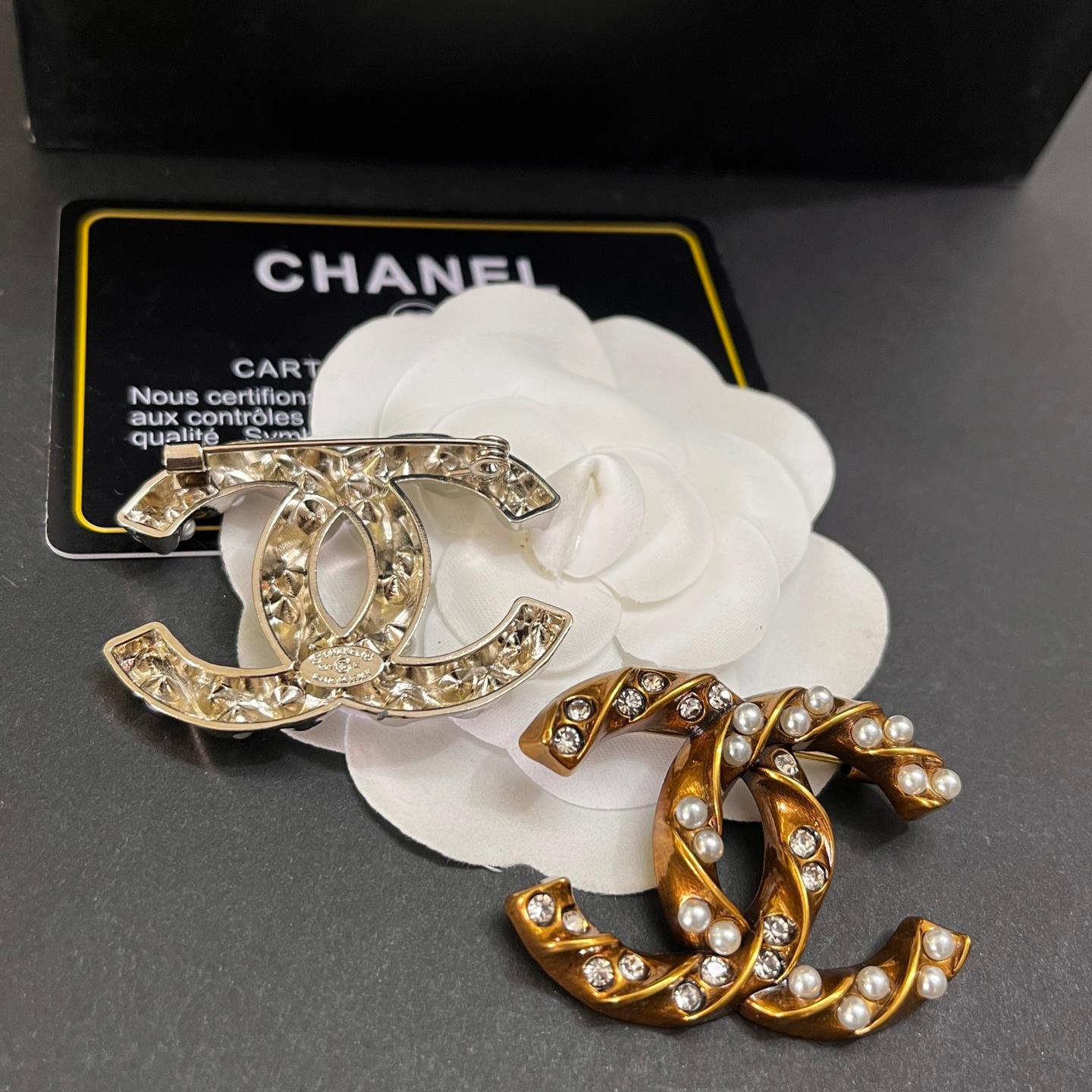 C-Double C With diamonds and pearls 42MM*33MM