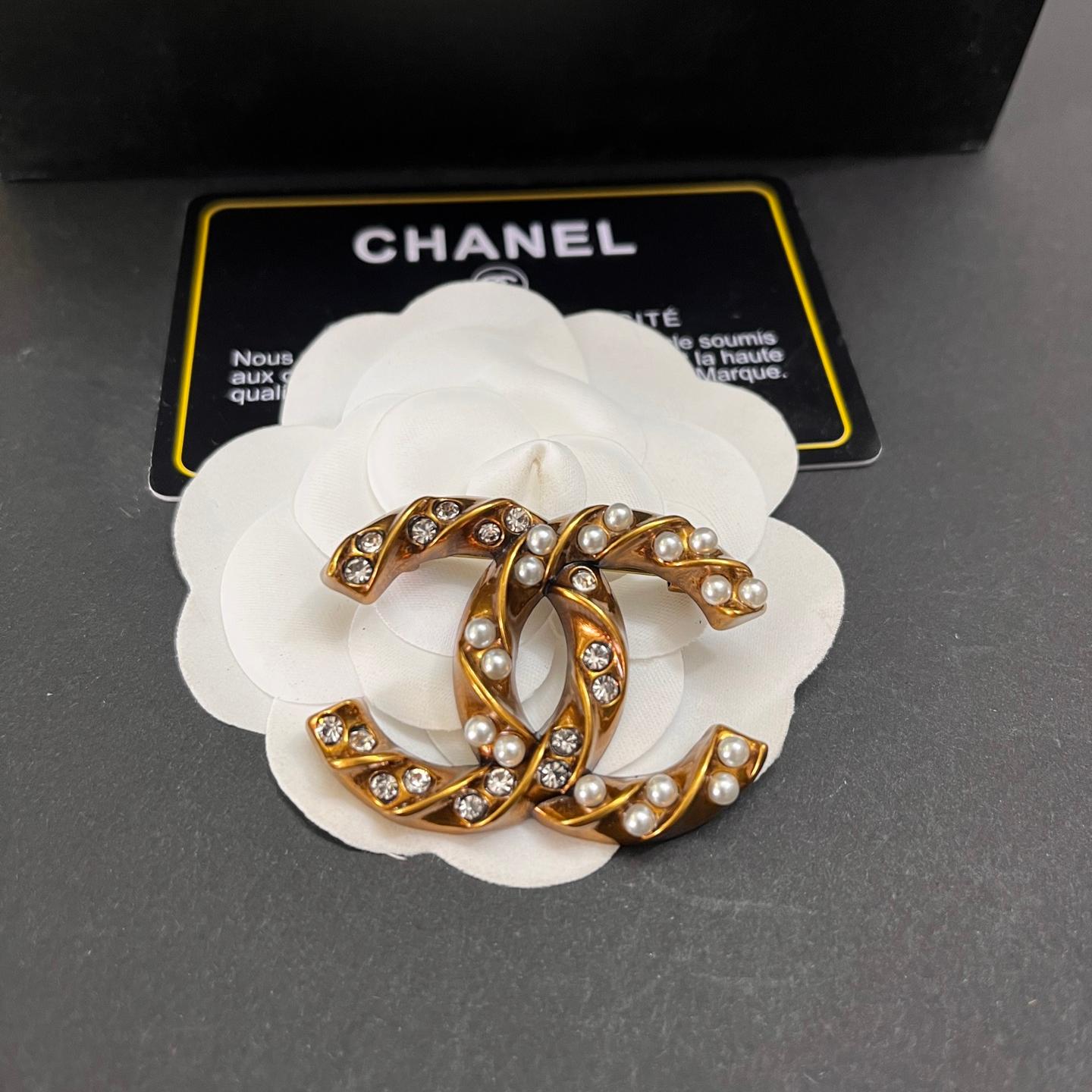 C-Double C With diamonds and pearls 42MM*33MM