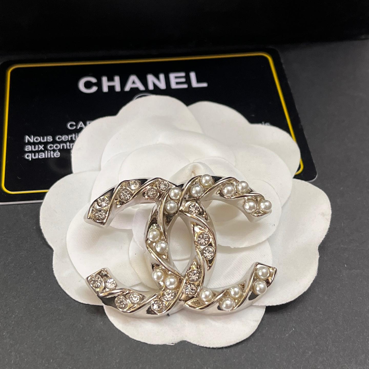 C-Double C With diamonds and pearls 42MM*33MM