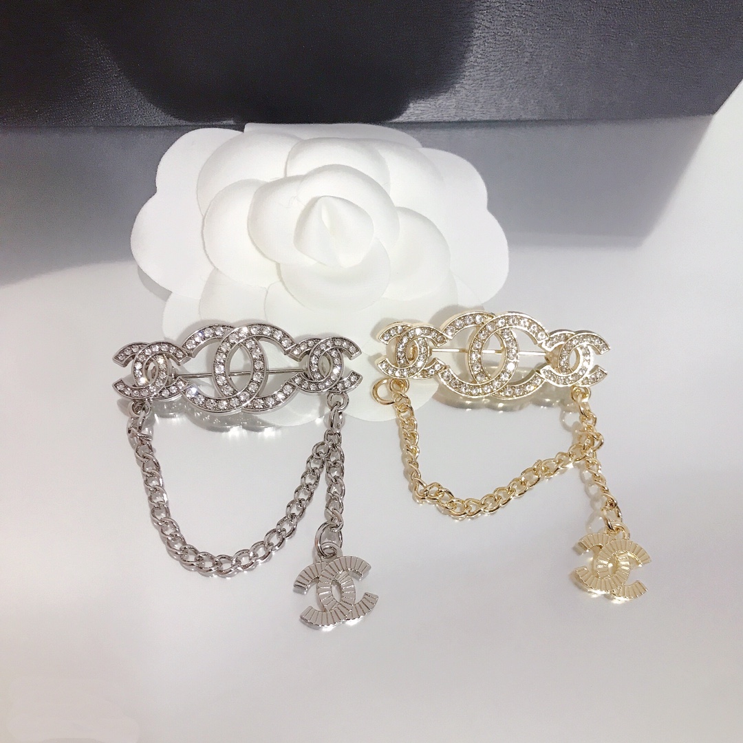 CC- Full Diamond with chain 45MM*25MM