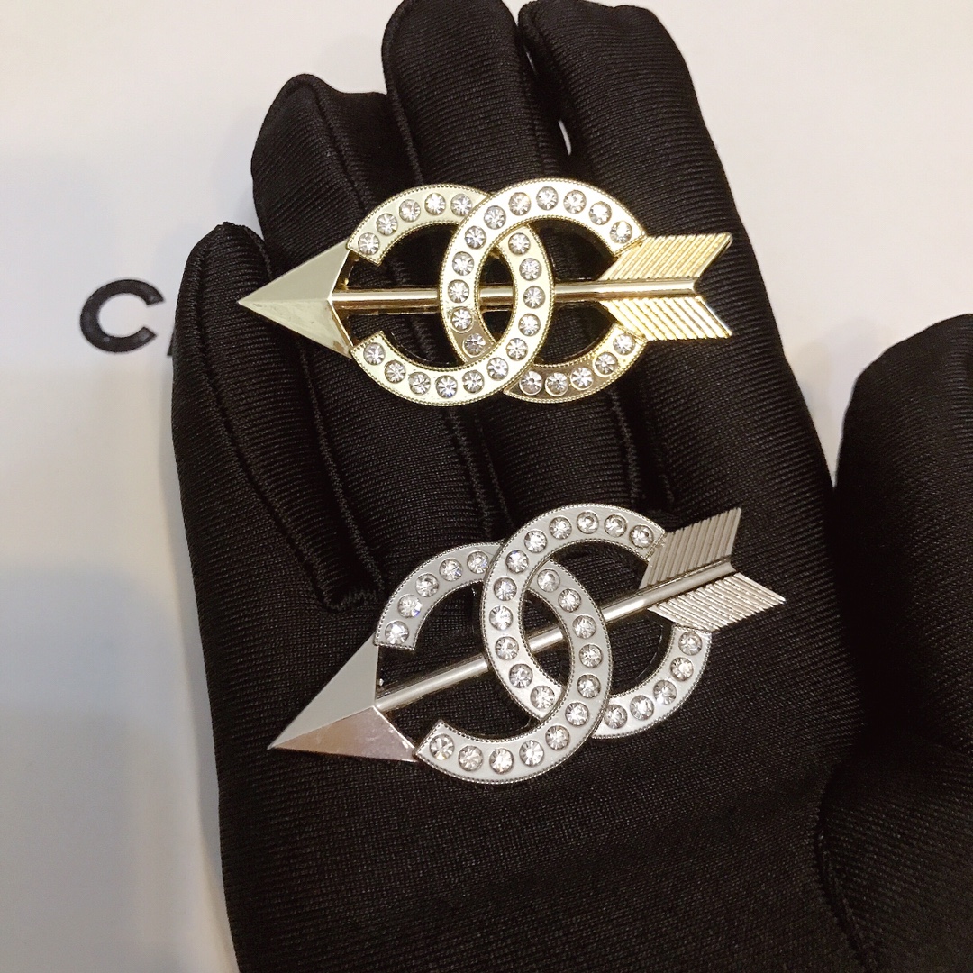 CC-Archery shape With Diamond 58MM*26MM