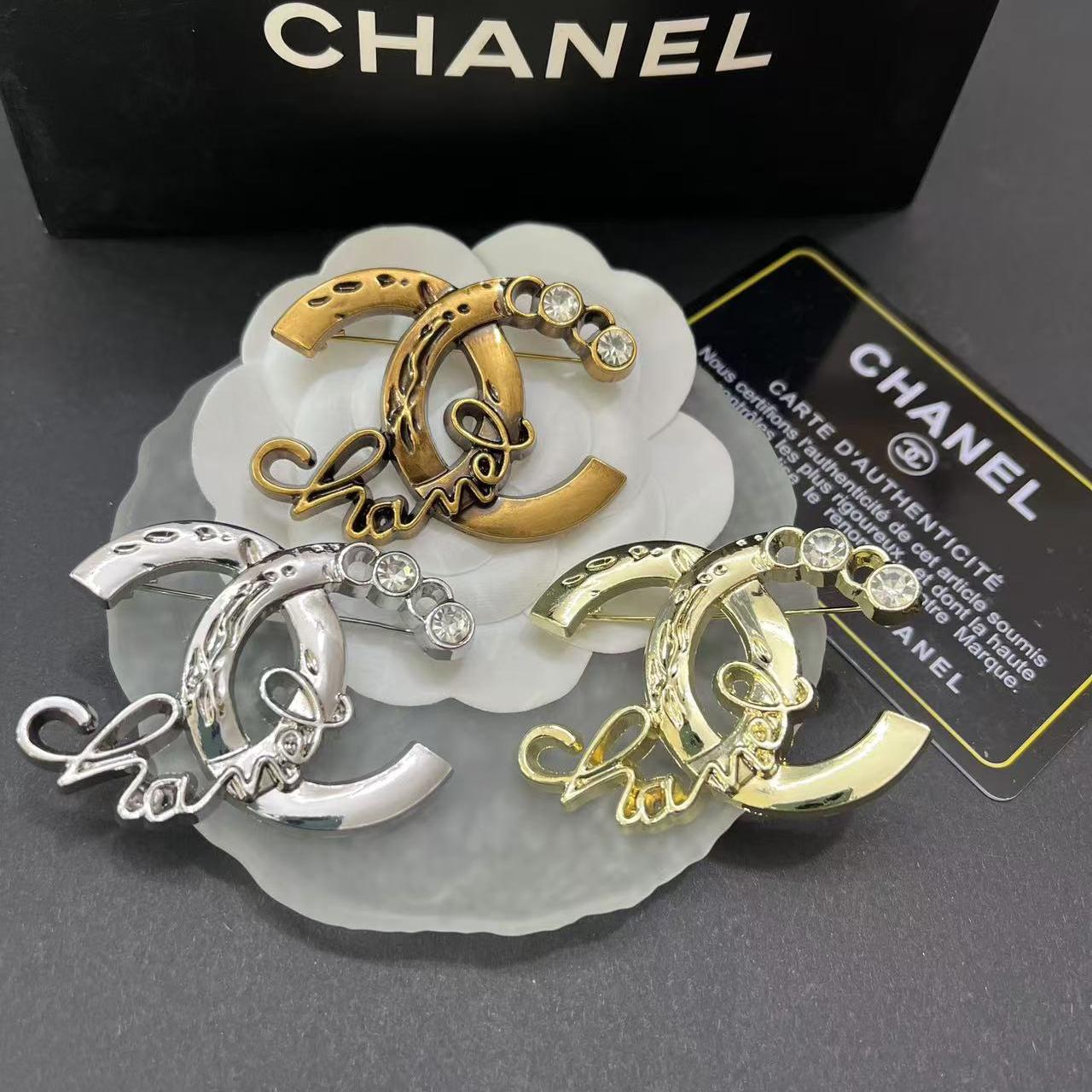 CC-Metal Signage with diamonds 47MM*38MM