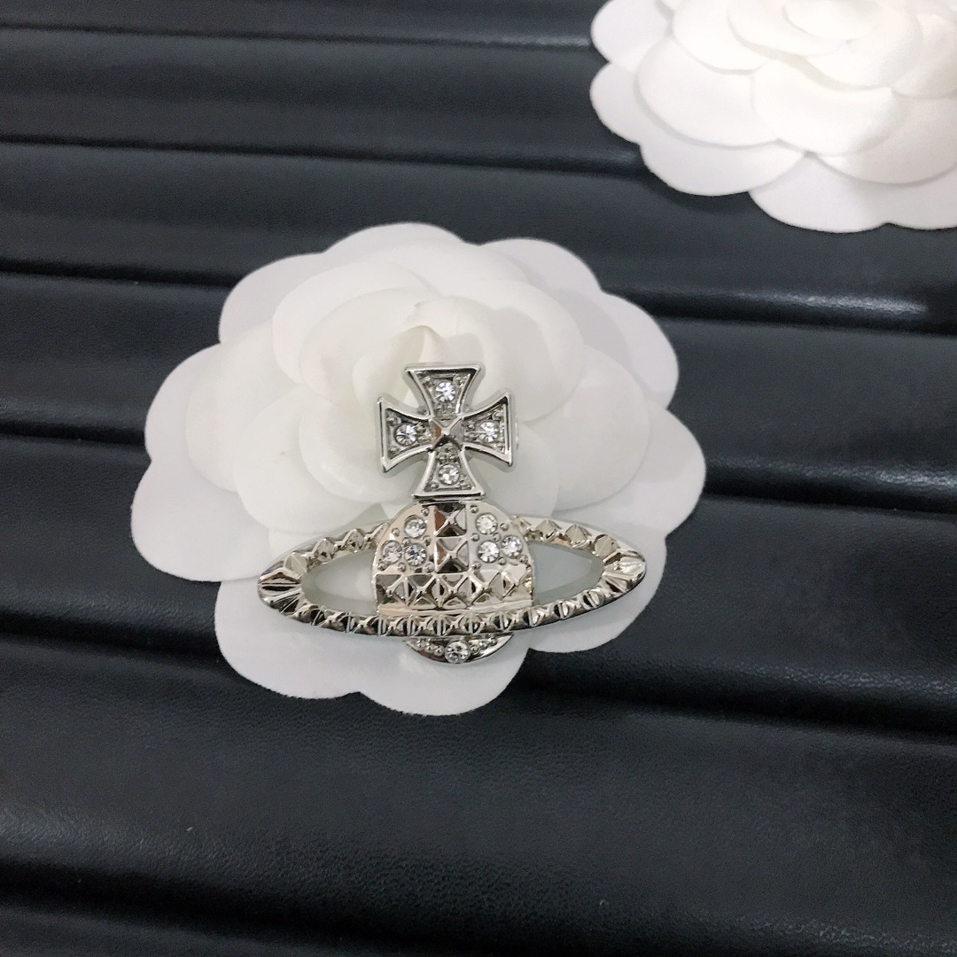 Planet shape With Diamonds 45MM*33MM