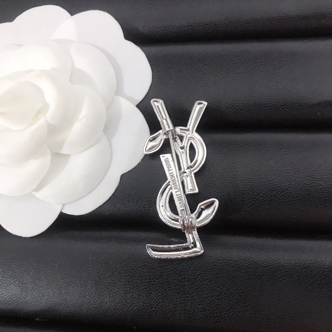 Y-Snake head shape Metal Signage 45MM*20MM