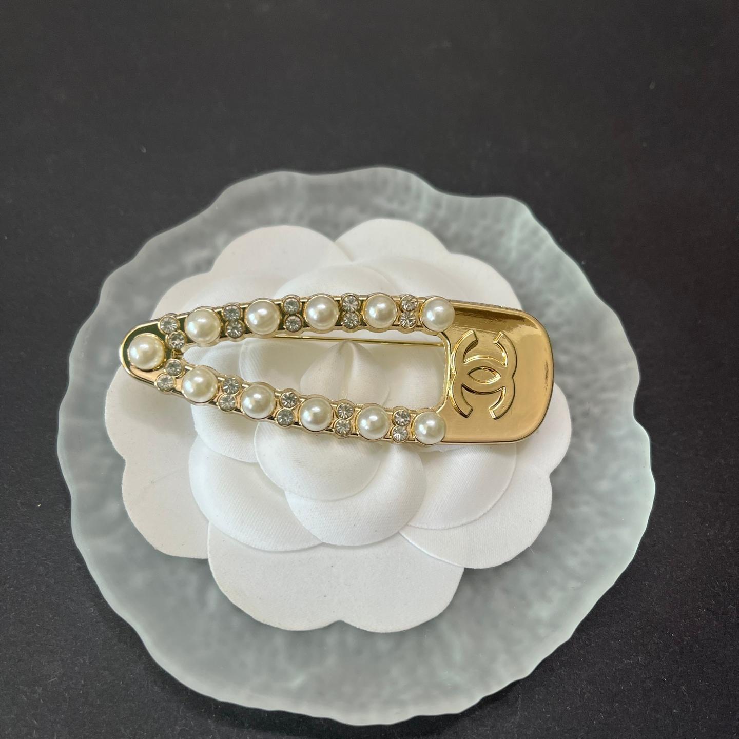 CC- Hairpin shaped with diamonds 65MM*20MM