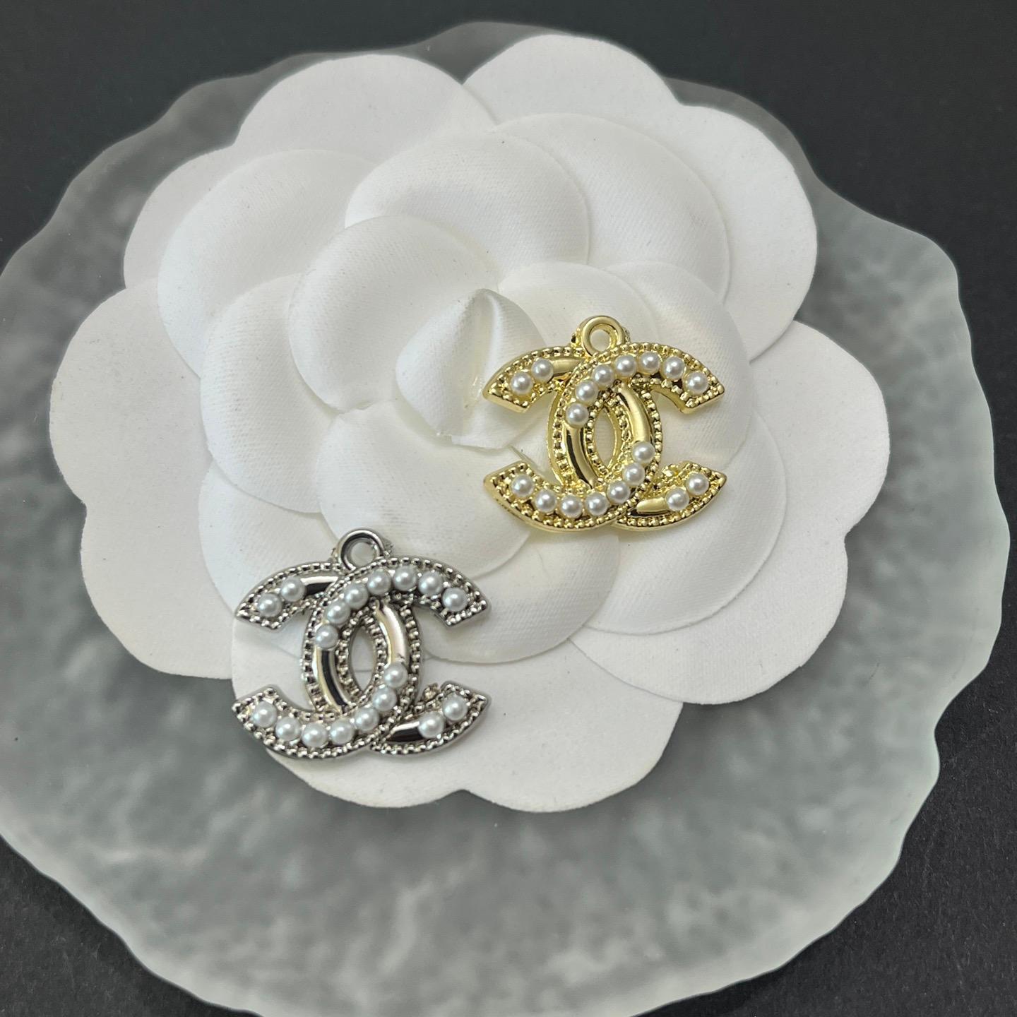 CC-Surface-applied pearl 21MM*19MM